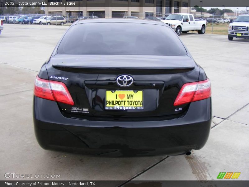 Black / Bisque 2009 Toyota Camry LE