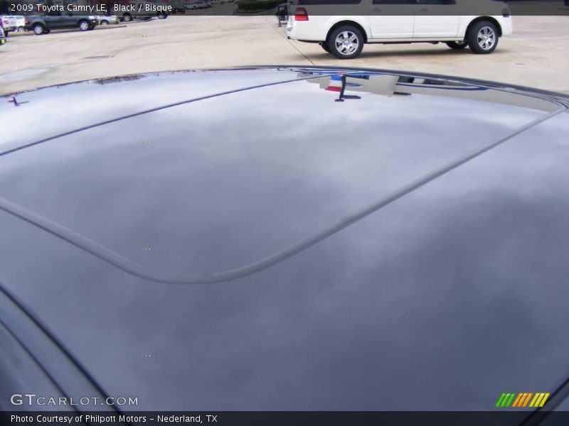 Black / Bisque 2009 Toyota Camry LE