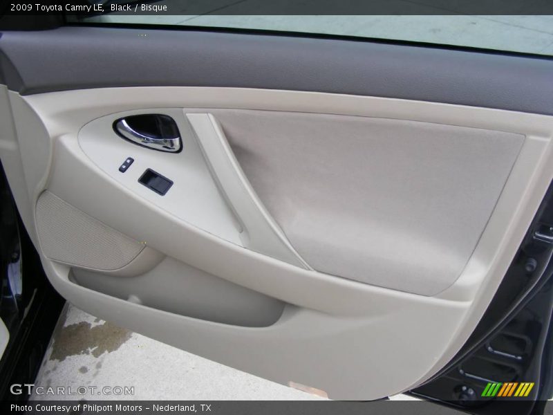 Black / Bisque 2009 Toyota Camry LE