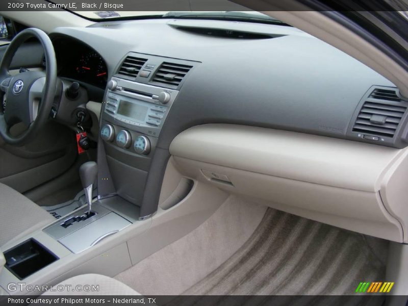 Black / Bisque 2009 Toyota Camry LE