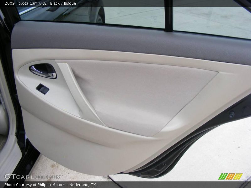 Black / Bisque 2009 Toyota Camry LE