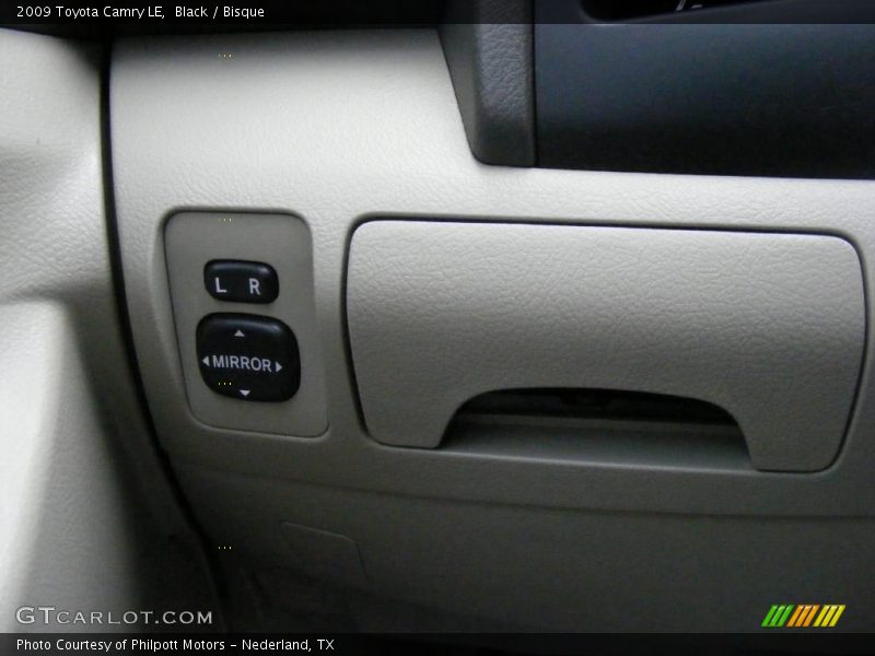 Black / Bisque 2009 Toyota Camry LE