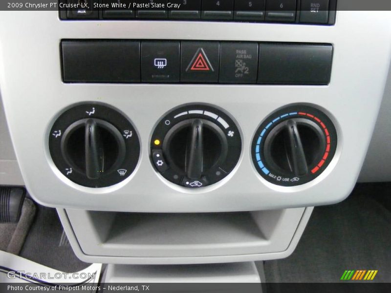 Stone White / Pastel Slate Gray 2009 Chrysler PT Cruiser LX