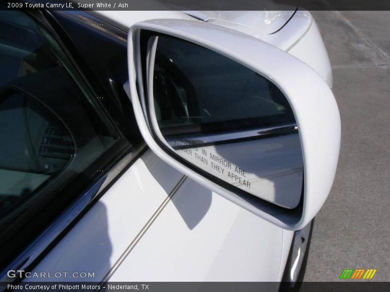 Super White / Ash 2009 Toyota Camry LE