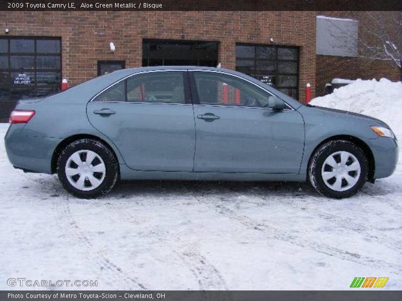Aloe Green Metallic / Bisque 2009 Toyota Camry LE