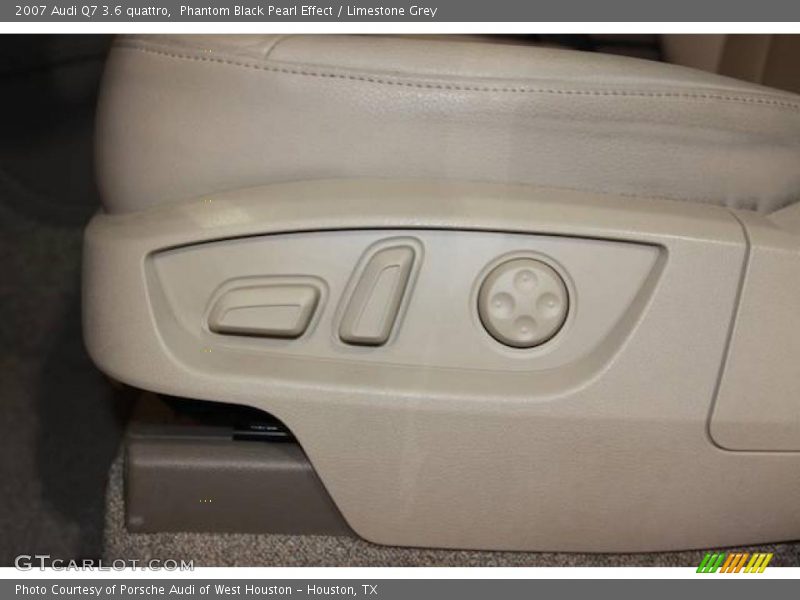 Phantom Black Pearl Effect / Limestone Grey 2007 Audi Q7 3.6 quattro