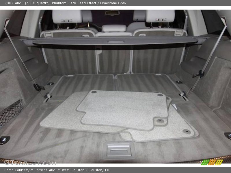 Phantom Black Pearl Effect / Limestone Grey 2007 Audi Q7 3.6 quattro