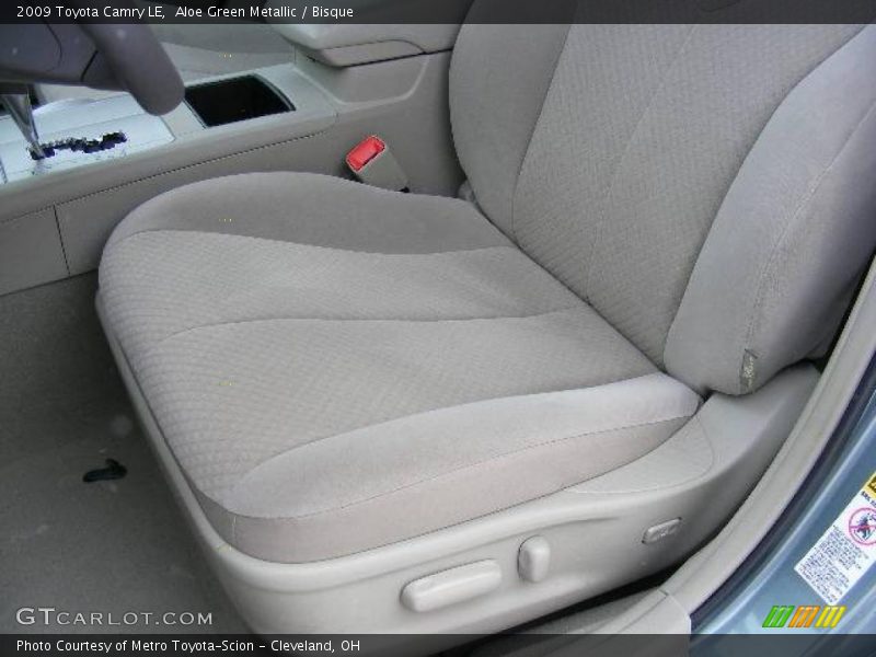 Aloe Green Metallic / Bisque 2009 Toyota Camry LE