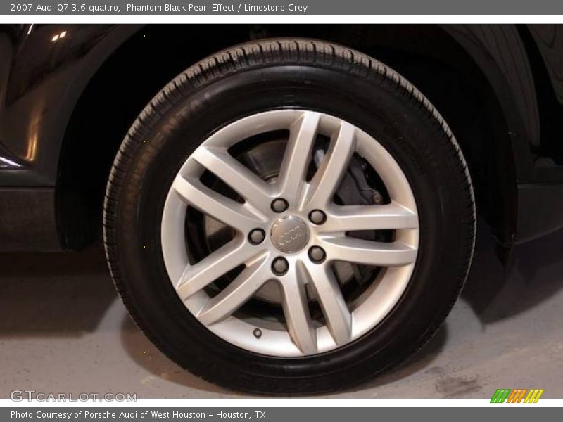 Phantom Black Pearl Effect / Limestone Grey 2007 Audi Q7 3.6 quattro
