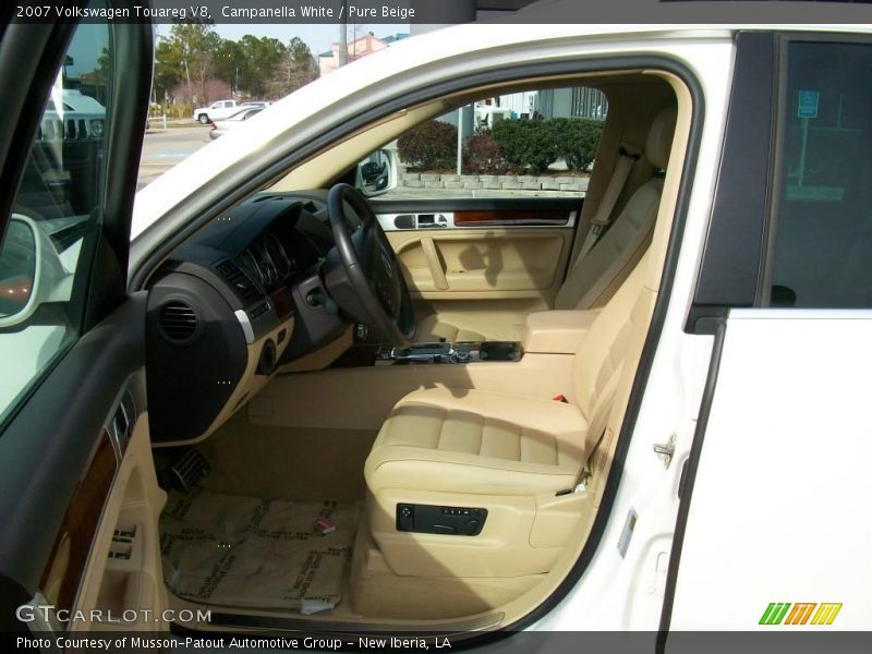 Campanella White / Pure Beige 2007 Volkswagen Touareg V8