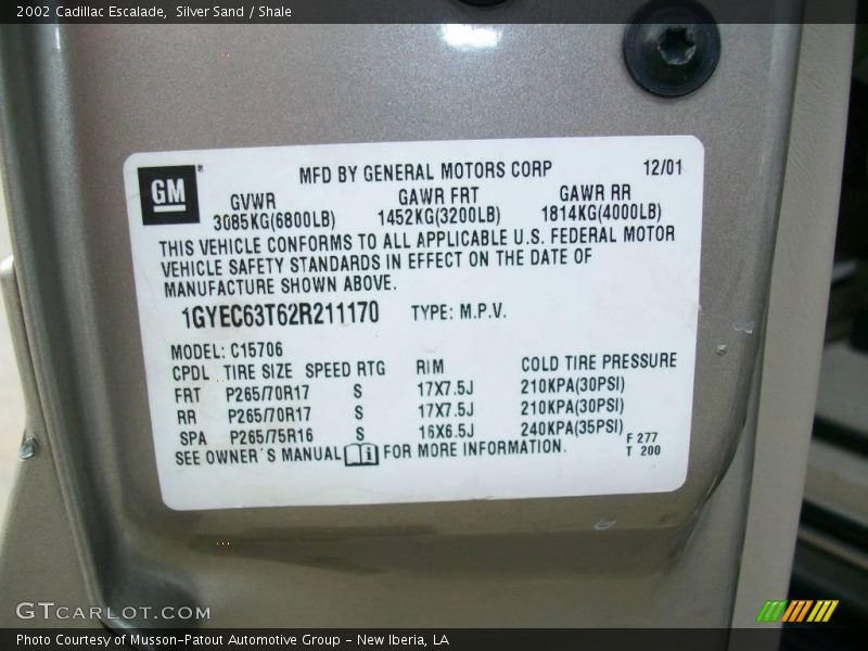 Silver Sand / Shale 2002 Cadillac Escalade