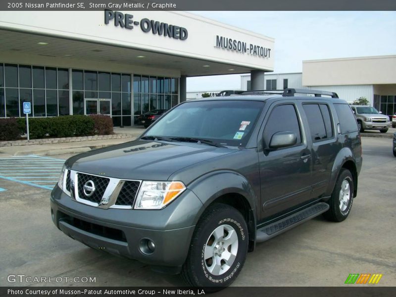 Storm Gray Metallic / Graphite 2005 Nissan Pathfinder SE