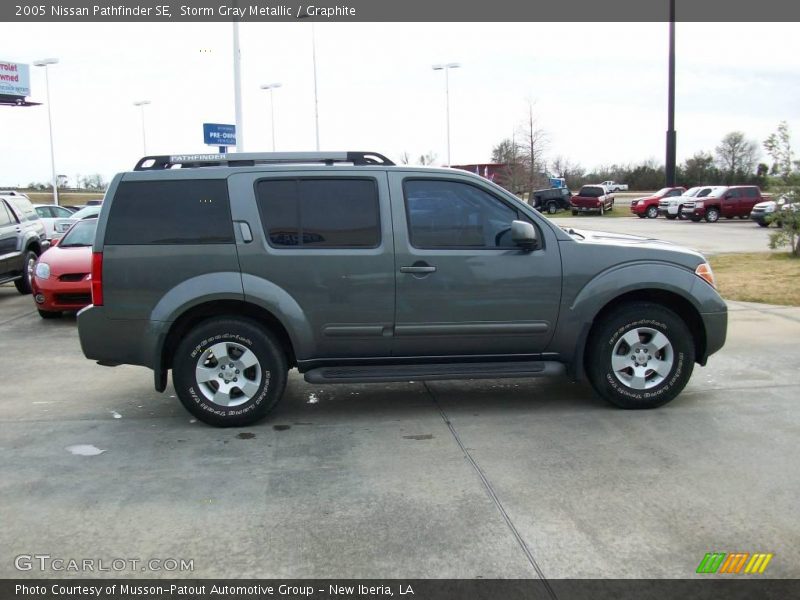 Storm Gray Metallic / Graphite 2005 Nissan Pathfinder SE