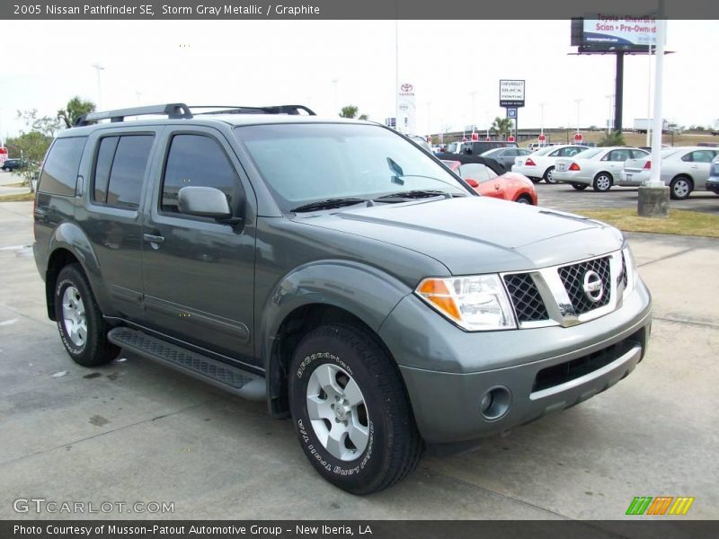 Storm Gray Metallic / Graphite 2005 Nissan Pathfinder SE