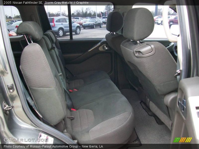 Storm Gray Metallic / Graphite 2005 Nissan Pathfinder SE