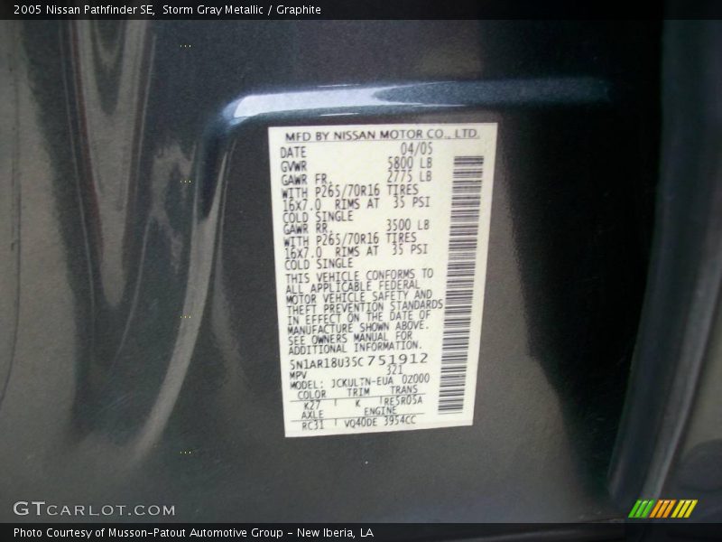 Storm Gray Metallic / Graphite 2005 Nissan Pathfinder SE