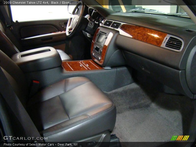 Black / Ebony 2009 Chevrolet Tahoe LTZ 4x4