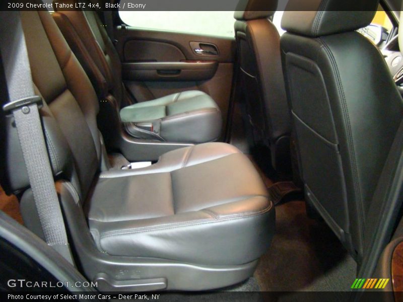 Black / Ebony 2009 Chevrolet Tahoe LTZ 4x4