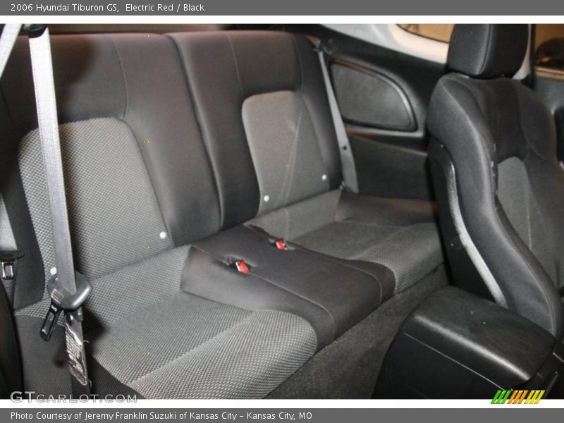Electric Red / Black 2006 Hyundai Tiburon GS