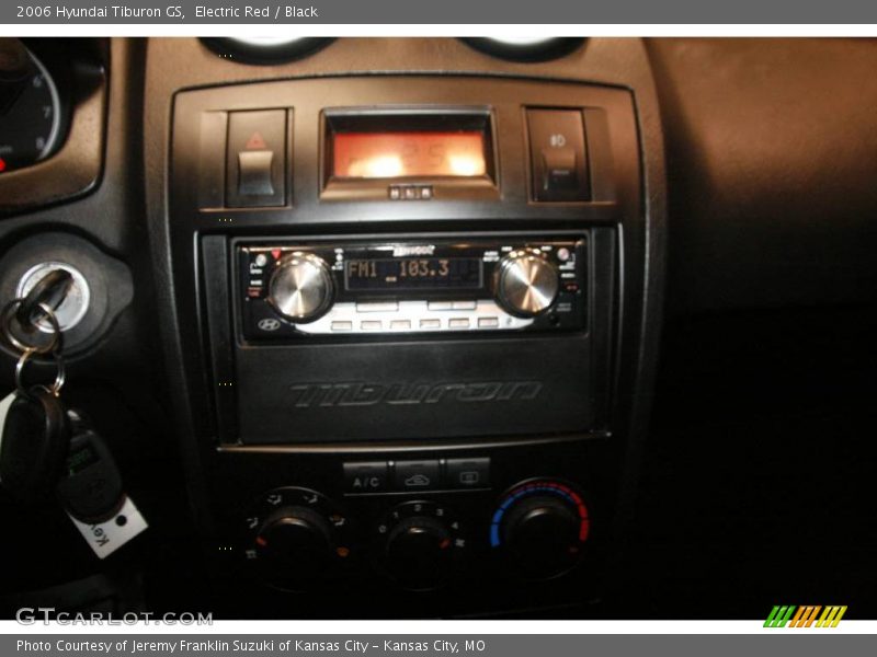 Electric Red / Black 2006 Hyundai Tiburon GS