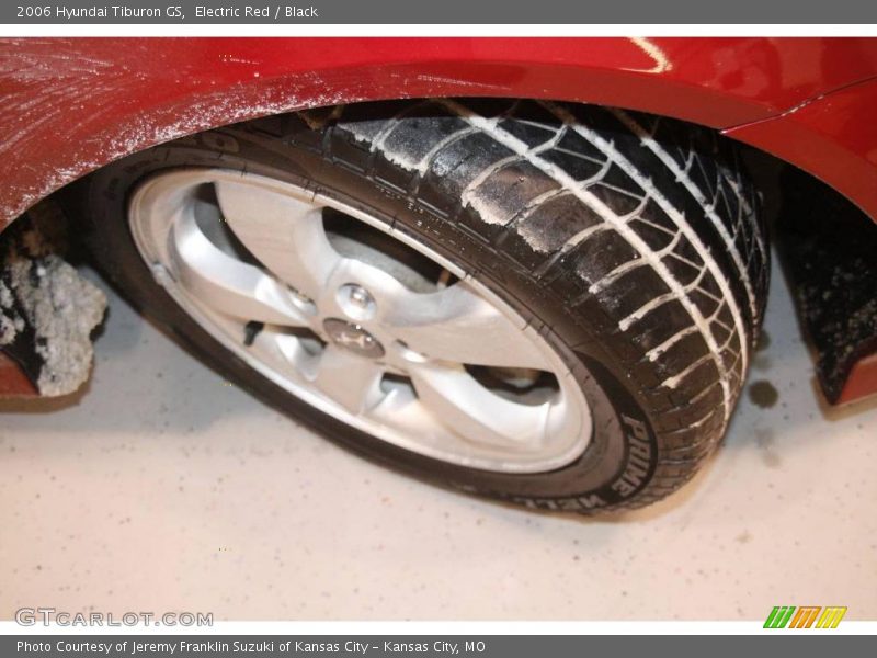 Electric Red / Black 2006 Hyundai Tiburon GS