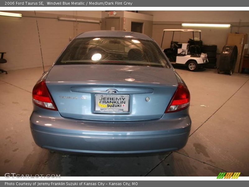 Windveil Blue Metallic / Medium/Dark Flint Grey 2006 Ford Taurus SE