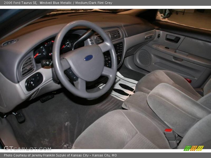 Windveil Blue Metallic / Medium/Dark Flint Grey 2006 Ford Taurus SE