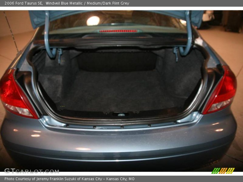 Windveil Blue Metallic / Medium/Dark Flint Grey 2006 Ford Taurus SE
