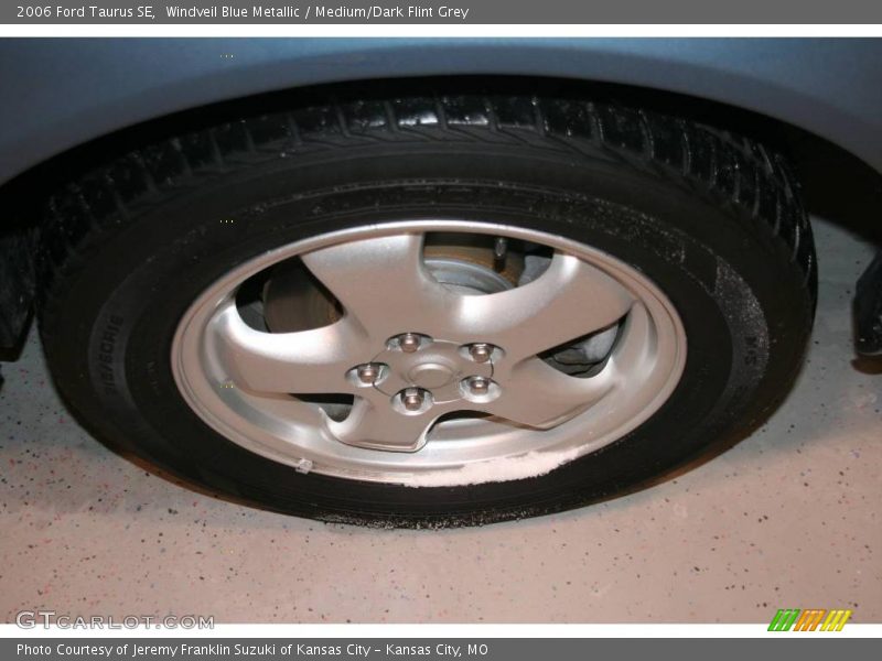 Windveil Blue Metallic / Medium/Dark Flint Grey 2006 Ford Taurus SE