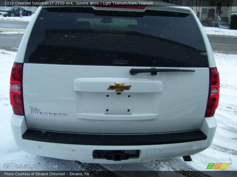 Summit White / Light Titanium/Dark Titanium 2010 Chevrolet Suburban LT 2500 4x4