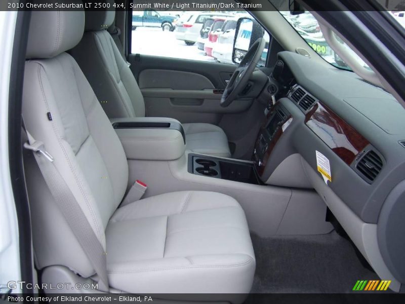 Summit White / Light Titanium/Dark Titanium 2010 Chevrolet Suburban LT 2500 4x4