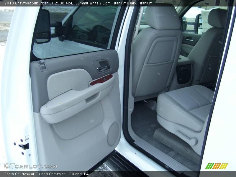Summit White / Light Titanium/Dark Titanium 2010 Chevrolet Suburban LT 2500 4x4