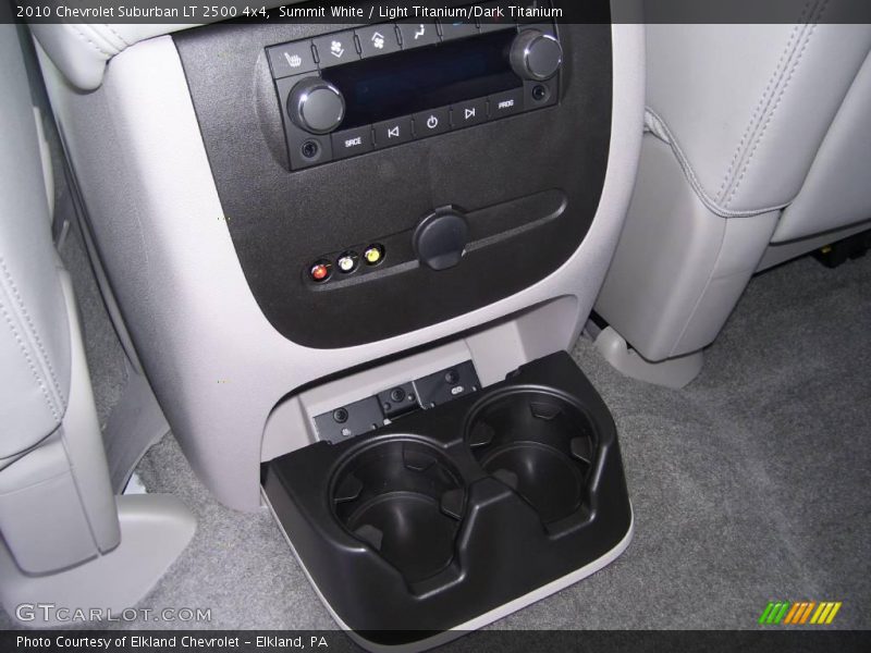 Summit White / Light Titanium/Dark Titanium 2010 Chevrolet Suburban LT 2500 4x4