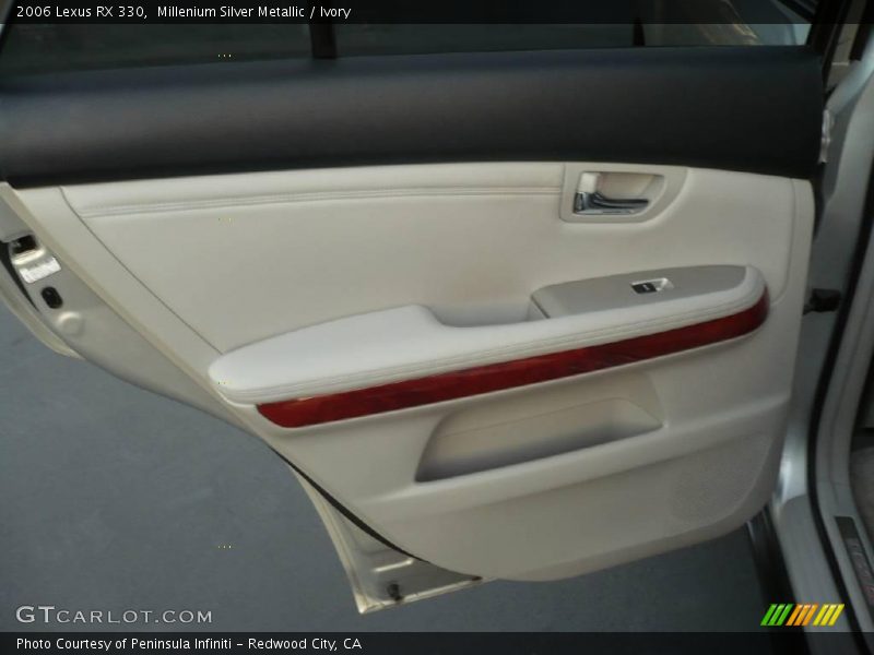 Millenium Silver Metallic / Ivory 2006 Lexus RX 330
