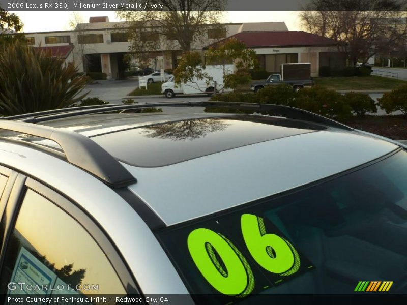 Millenium Silver Metallic / Ivory 2006 Lexus RX 330