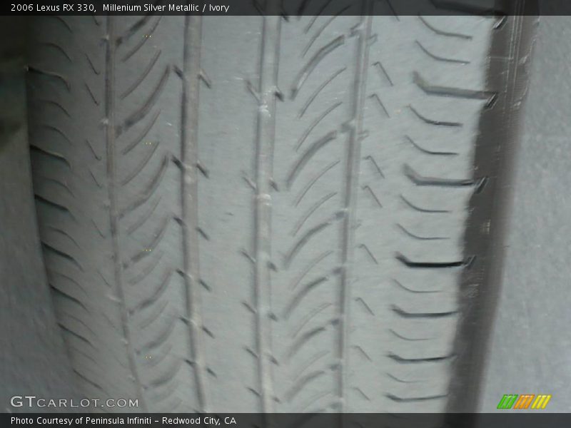 Millenium Silver Metallic / Ivory 2006 Lexus RX 330