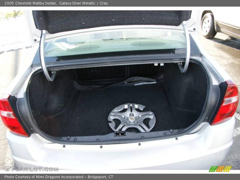 Galaxy Silver Metallic / Gray 2005 Chevrolet Malibu Sedan