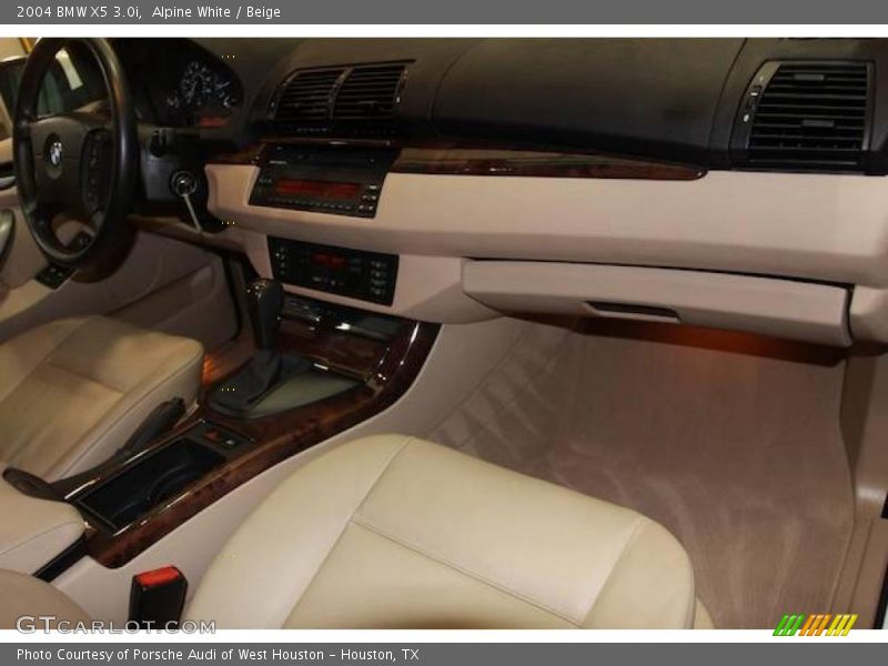 Alpine White / Beige 2004 BMW X5 3.0i