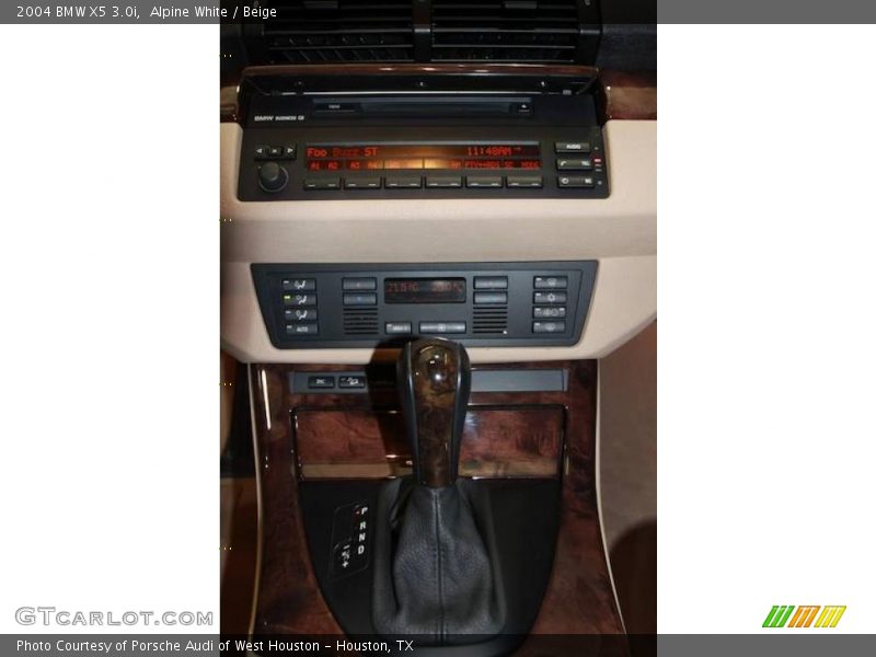 Alpine White / Beige 2004 BMW X5 3.0i