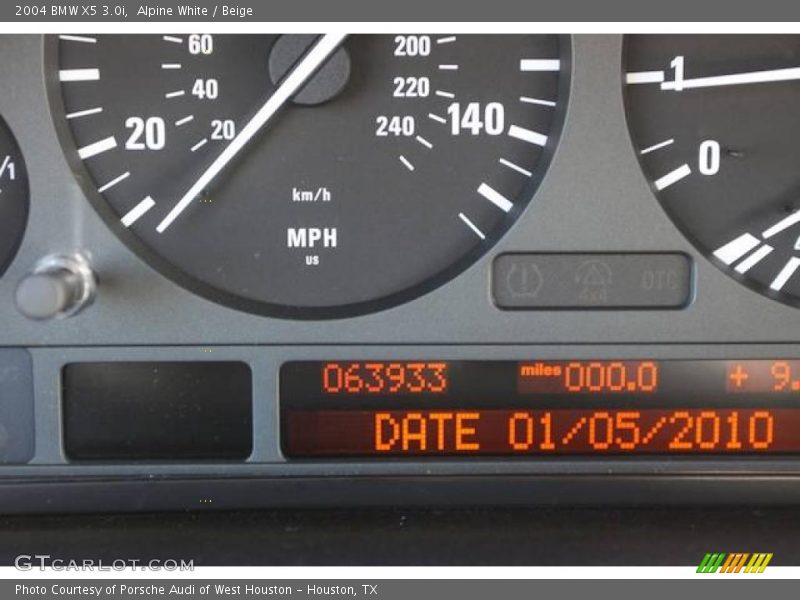 Alpine White / Beige 2004 BMW X5 3.0i