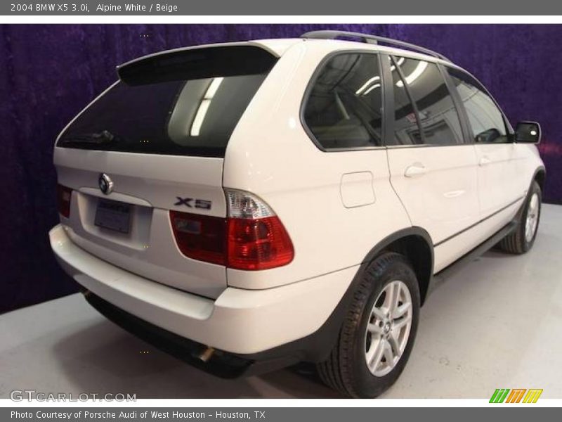Alpine White / Beige 2004 BMW X5 3.0i