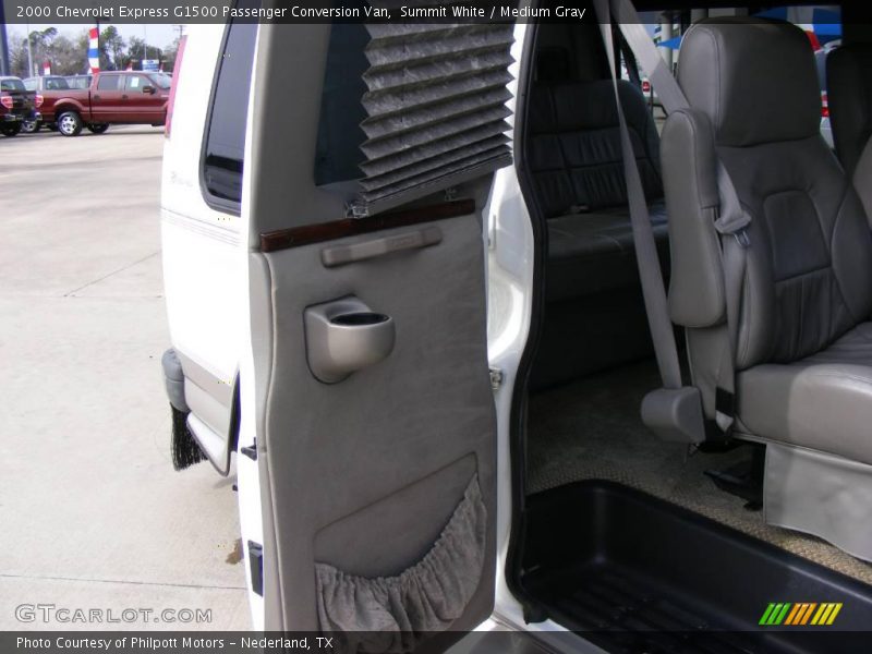 Summit White / Medium Gray 2000 Chevrolet Express G1500 Passenger Conversion Van