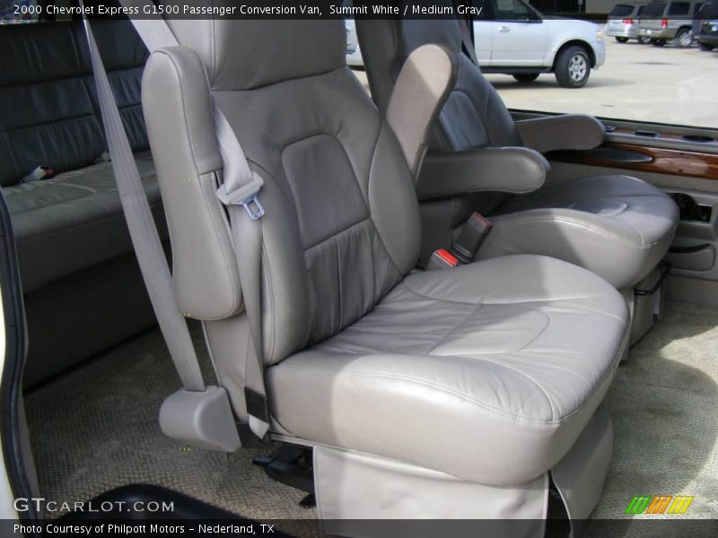 Summit White / Medium Gray 2000 Chevrolet Express G1500 Passenger Conversion Van