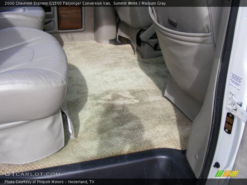 Summit White / Medium Gray 2000 Chevrolet Express G1500 Passenger Conversion Van