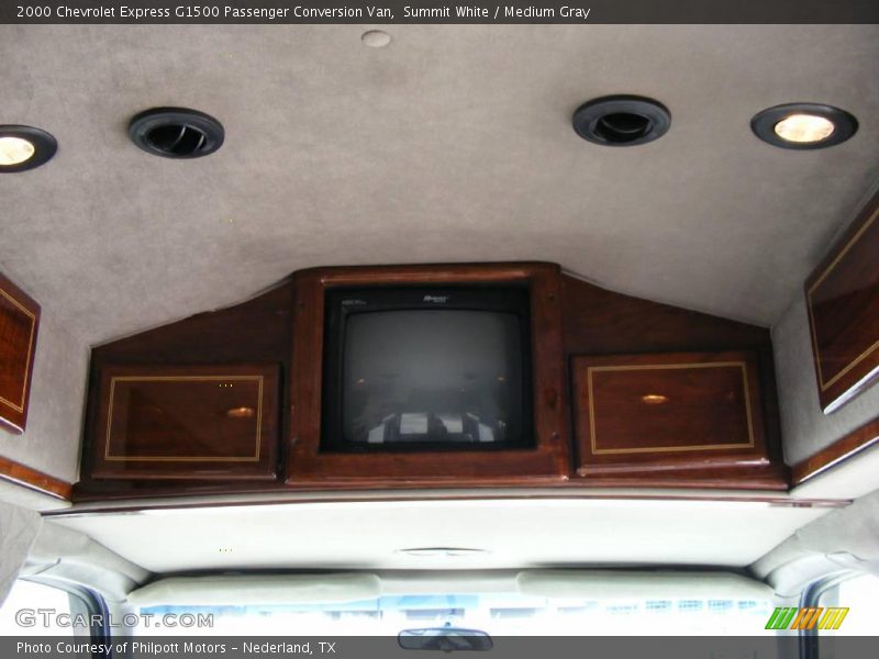 Summit White / Medium Gray 2000 Chevrolet Express G1500 Passenger Conversion Van