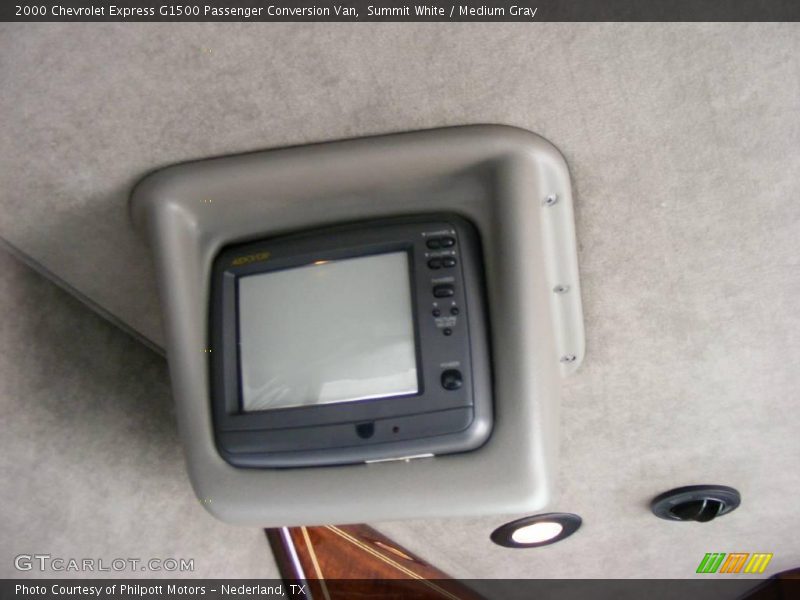 Summit White / Medium Gray 2000 Chevrolet Express G1500 Passenger Conversion Van