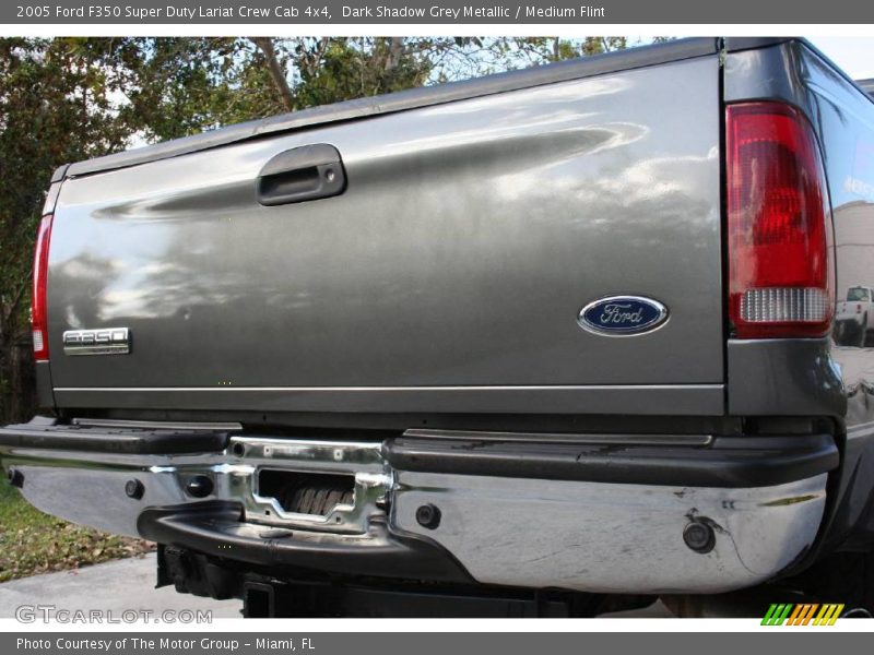 Dark Shadow Grey Metallic / Medium Flint 2005 Ford F350 Super Duty Lariat Crew Cab 4x4