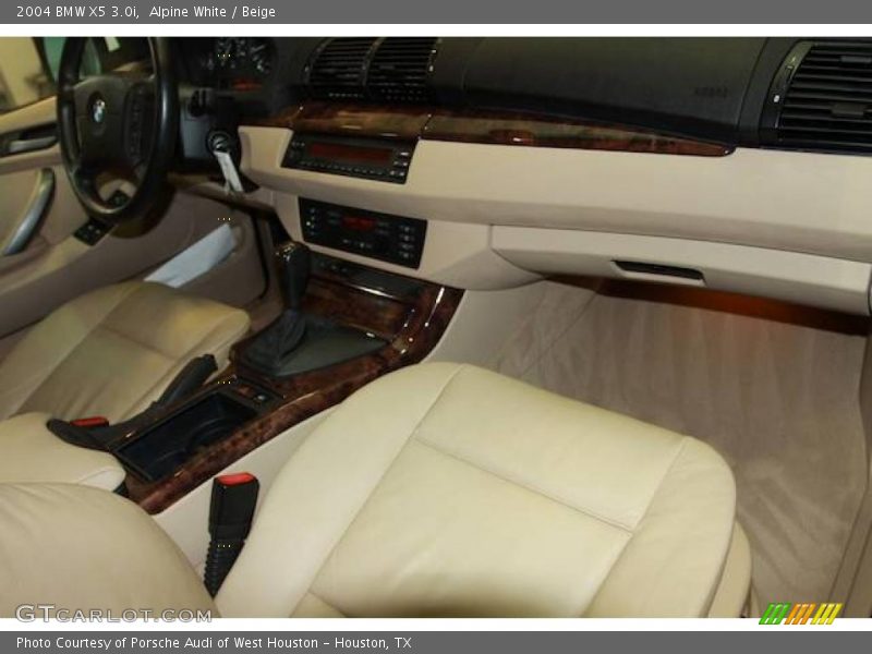 Alpine White / Beige 2004 BMW X5 3.0i