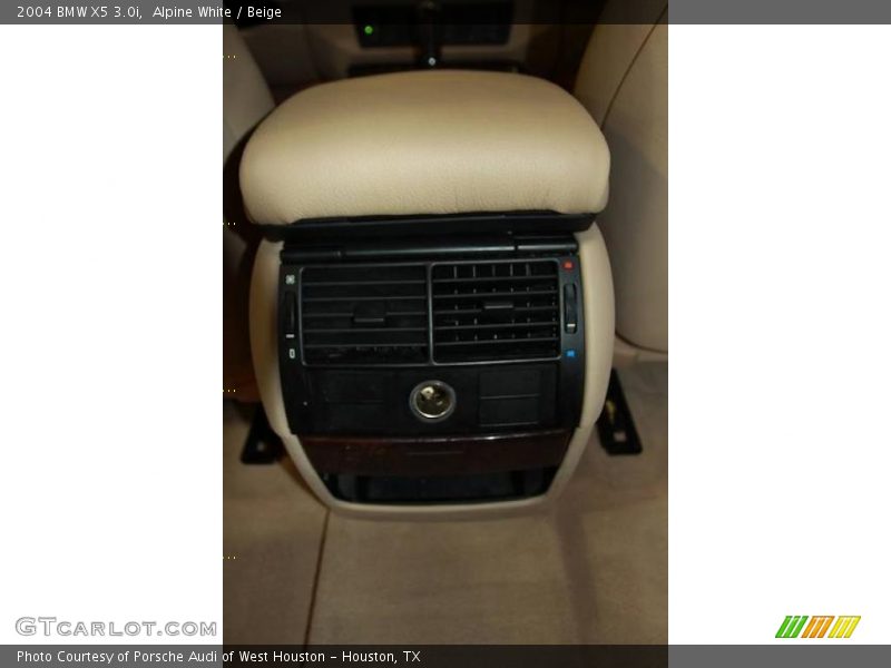 Alpine White / Beige 2004 BMW X5 3.0i