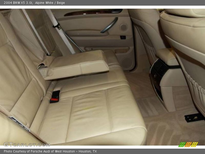 Alpine White / Beige 2004 BMW X5 3.0i